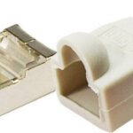 Conector RJ45 FTP Cat5e con funda GRIS