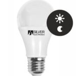 Bombilla LED E27 10W 3000K ESTÁNDAR SENSOR Dia/Noche SILVER