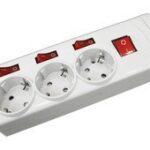 Base Multiple 3 Enchufes 4 Interruptores Cable 1,5m BLANCO