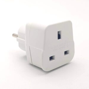Adaptador de Clavija Schuko a Inglesa