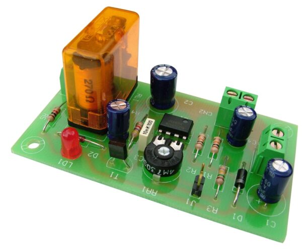 Temporizador redisparable 12V 2m-45m  Cebek  I-31