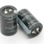 Condensador Electrolitico 2200uF 200Vdc 85ºC 35x50mm