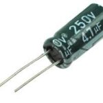 Condensador Electrolitico 4,7uF 250Vdc 8x11,5mm Radial