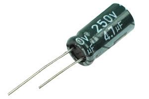 Condensador Electrolitico 4,7uF 250Vdc 8x11,5mm Radial