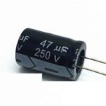 Condensador Electrolitico 47uF 250Vdc 105º 13x20mm Radial