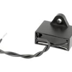 Condensador Motor 4uF 450Vac Cables Fijacion Tornillo pasante M4