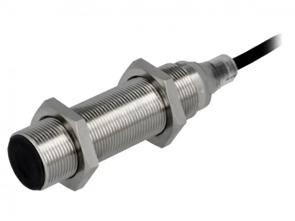 Sensor Inductivo PNP NO 0-5mm 10-30Vdc M18 IP67