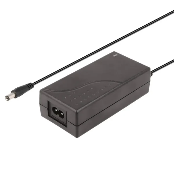 Alimentador Salida Fija 36Vdc 2Amp 72W Conector 5,5x2,1mm ALM272