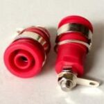 Hembrilla 4mm color ROJO 32Amp para Chasis