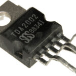 TDA2002 Circuito Integrado Vertical 5 pin