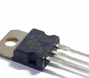 Transistor NPN 450V 4Amp 70W TO220  BUL39D