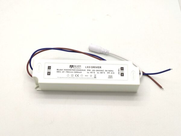Driver LEDs salida 27-70Vdc 1200mA 70W SILVER