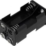 Portapilas R06x4 con Broche   4 pilas AA